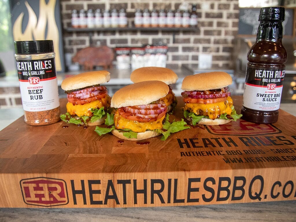 Classic BBQ Cheeseburger on the Goldens' Cast Iron | Heath Riles BBQ