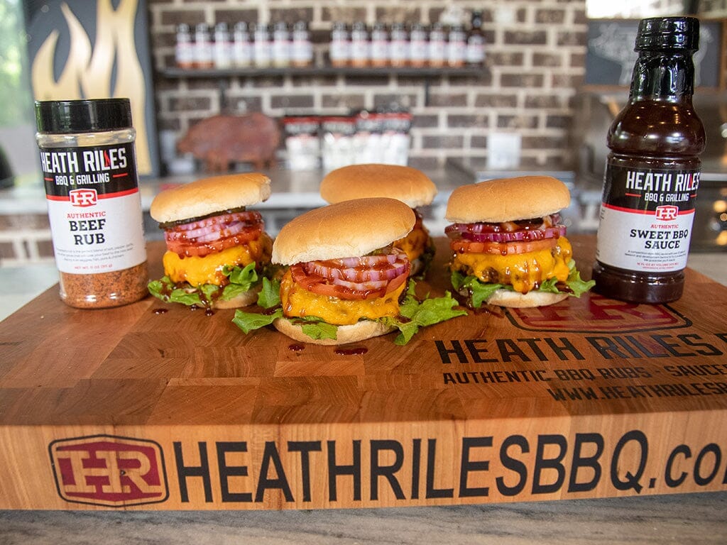 Classic BBQ Cheeseburger on the Goldens' Cast Iron | Heath Riles BBQ
