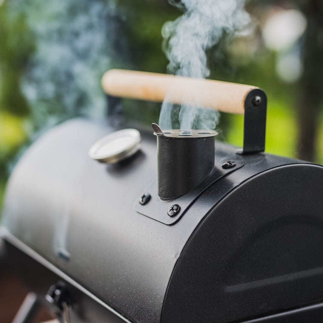 What Blue Smoke vs White Smoke Means for BBQ